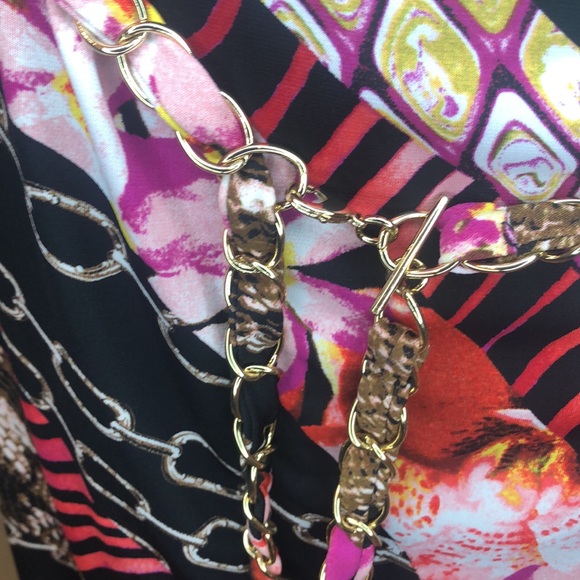 Gorgeous Cache’ Dress with belt - Picture 4 of 7